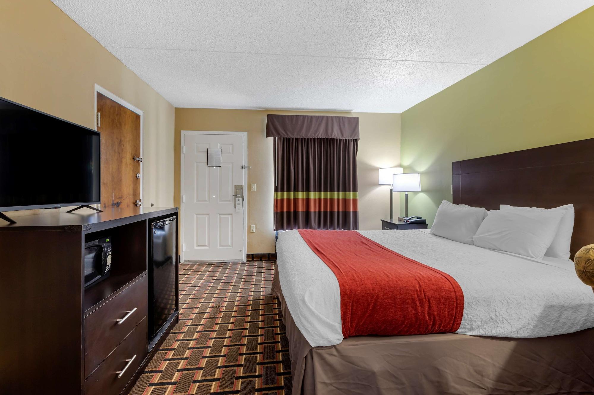 Surestay Hotel By Best Western Lenoir City Exterior photo